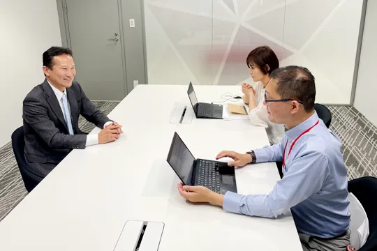 林信義氏のインタビューシーン