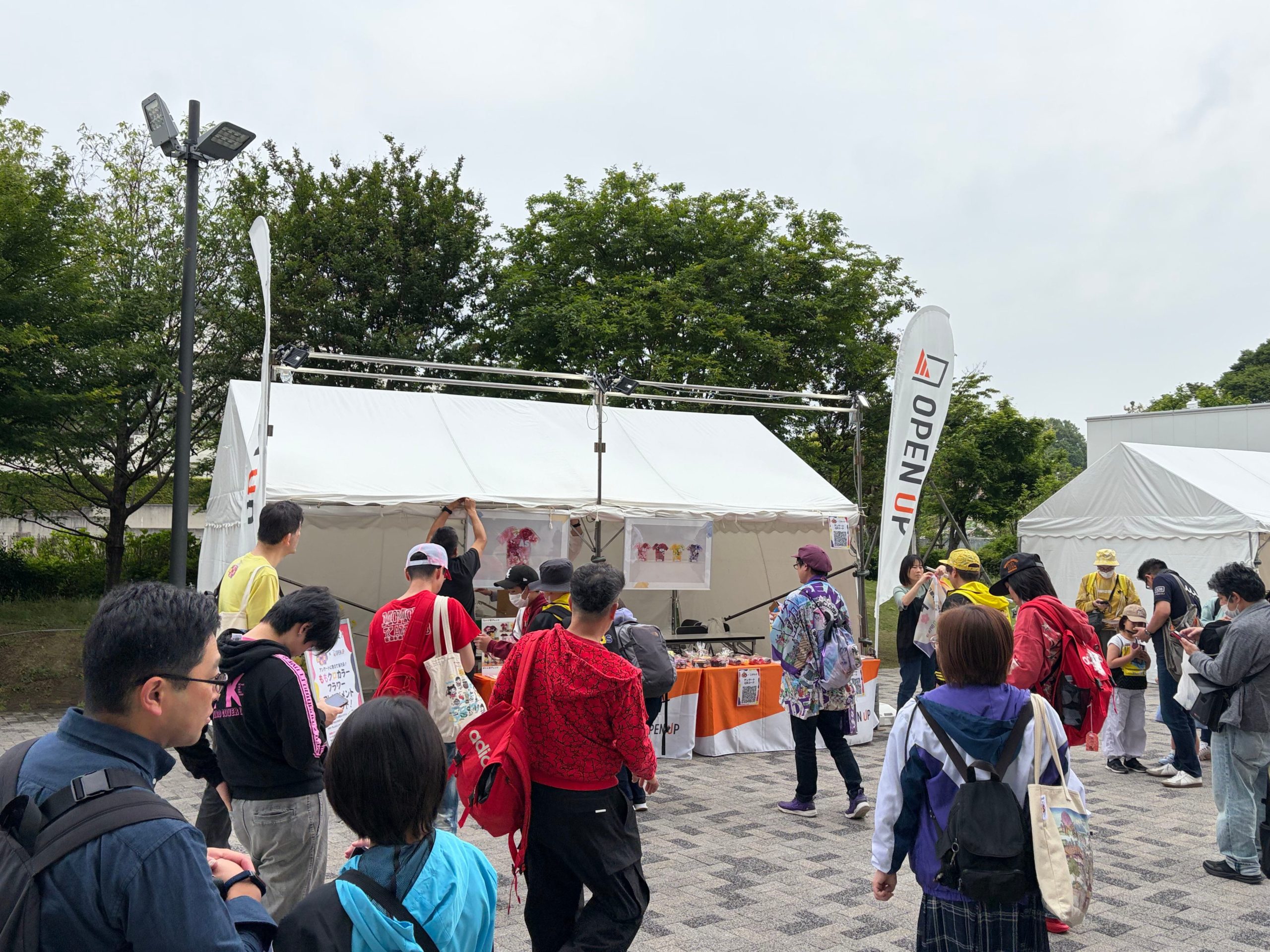 「東京ももクロランド」にてテストマーケティングを実施 〜特例子会社の制作するフラワーアレンジメントへの関心を調査〜